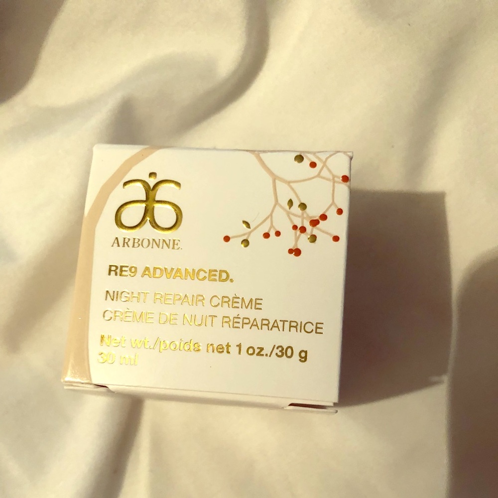 Arbonne Night Repair Creme